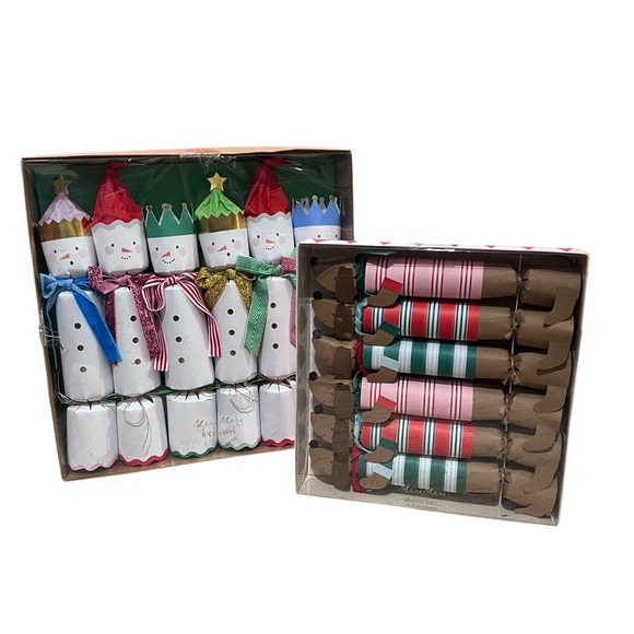 Meri Meri Holiday Christmas Crackers - Picture 1 of 10